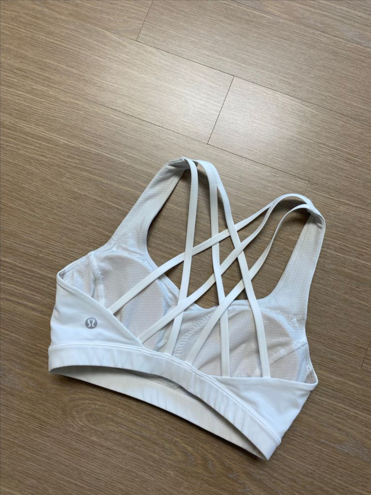 룰루레몬 프리 투 비 세린 브라 아시아핏--1