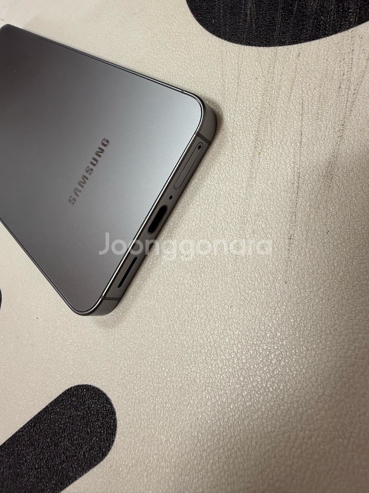 갤럭시s25 새폰급 몇개월사용 256기가--3