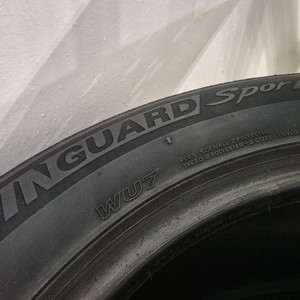 넥센 윈가드 235 55 19 윈터 타이어 4짝 한대분