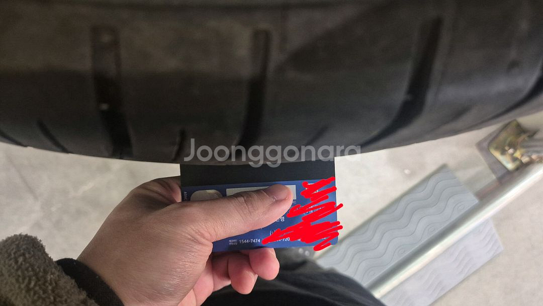 넥센 윈가드 235 55 19 윈터 타이어 4짝 한대분--4