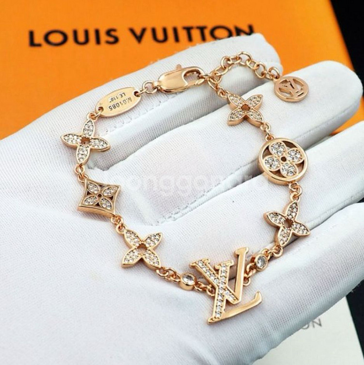 루이비통 이딜 블라썸 멀티 모티브 팔찌--2