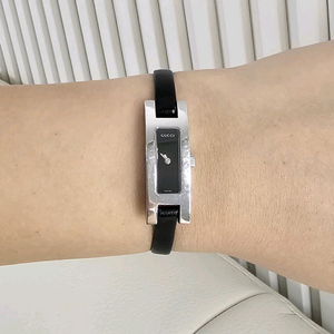 구찌 은장 여성 3900L 가죽 시계 손목시계 여자 팔찌