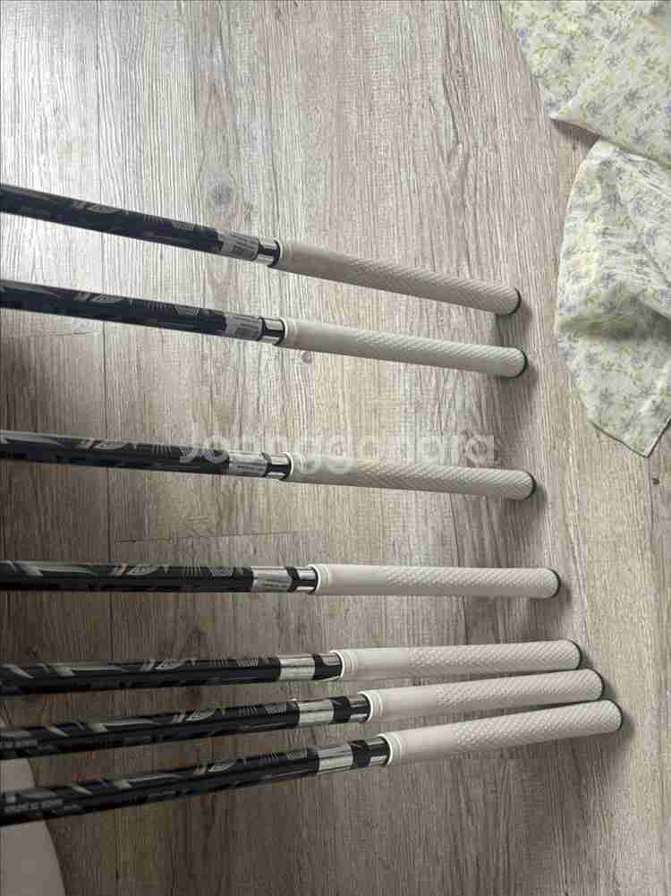 젝시오 1300k 여성용 골프채 풀세트 팝니다.--3