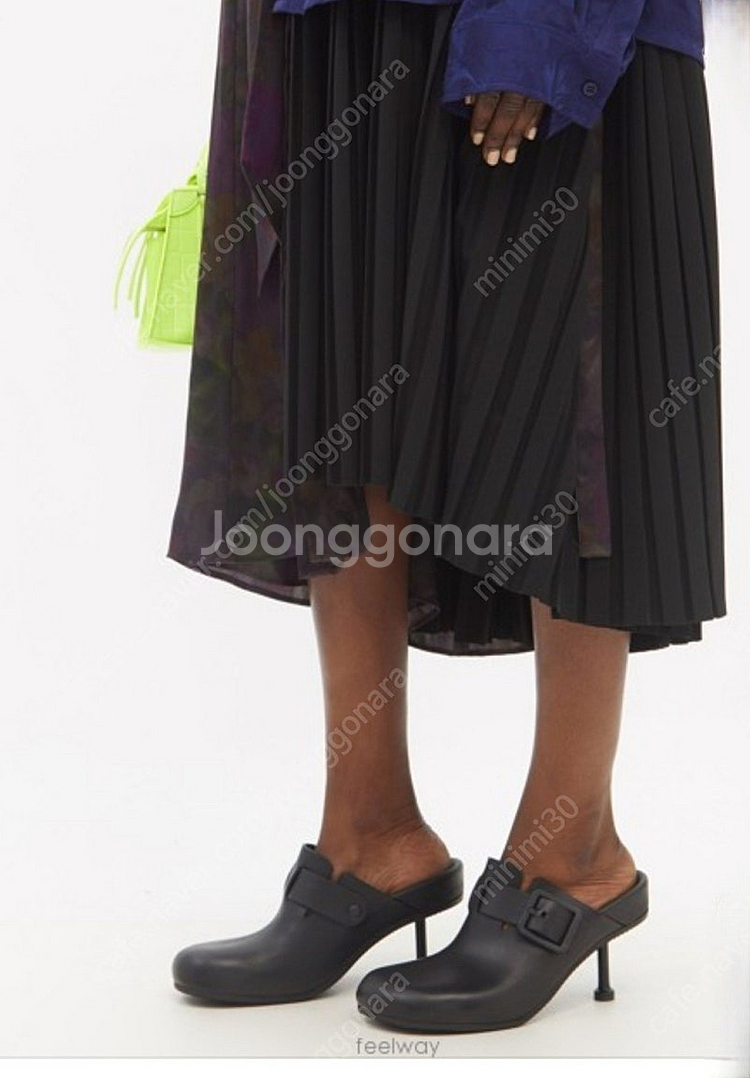 발렌시아가 뮬 새상품급--4