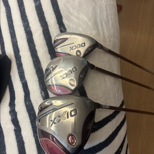 젝시오 1200k 여성용 골프채 풀세트 팝니다.