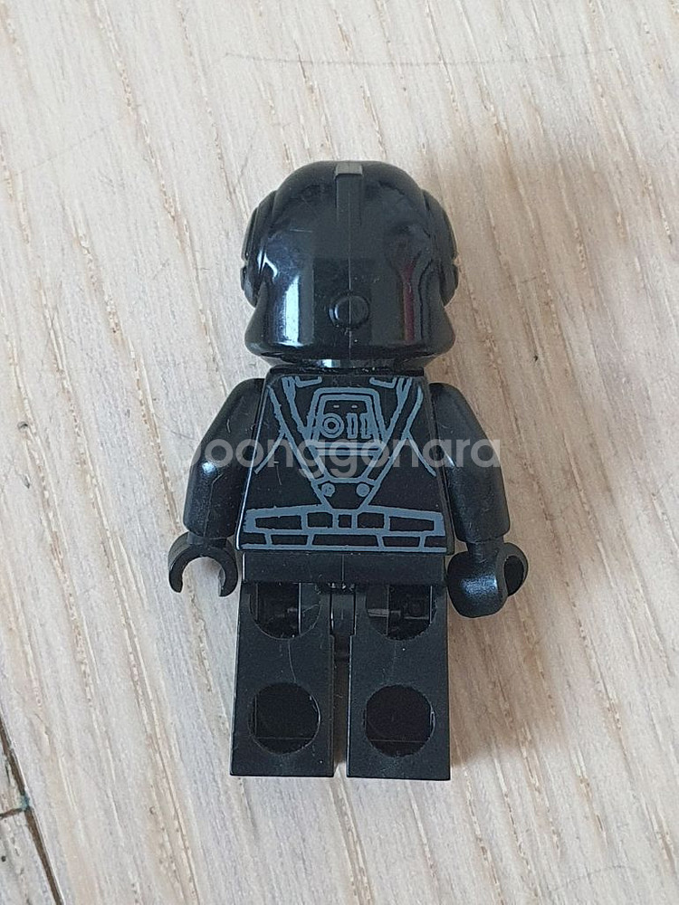 레고 스타워즈 스타파이터 파일럿 미니피규어--1