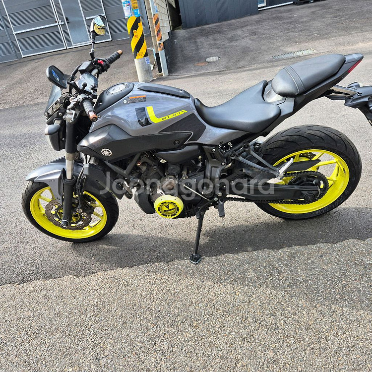 야마하 MT-07 오토바이--2