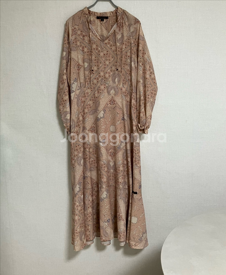 써스데이아일랜드 패턴 롱 원피스--0