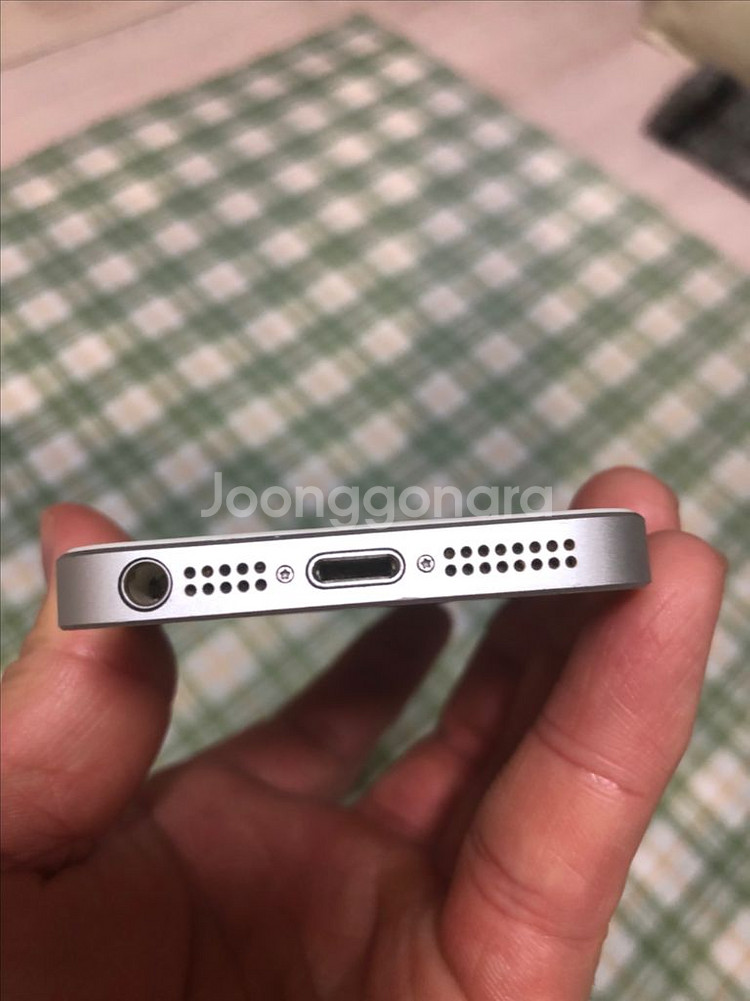 아이폰 SE 1세대 실버 미구판--3