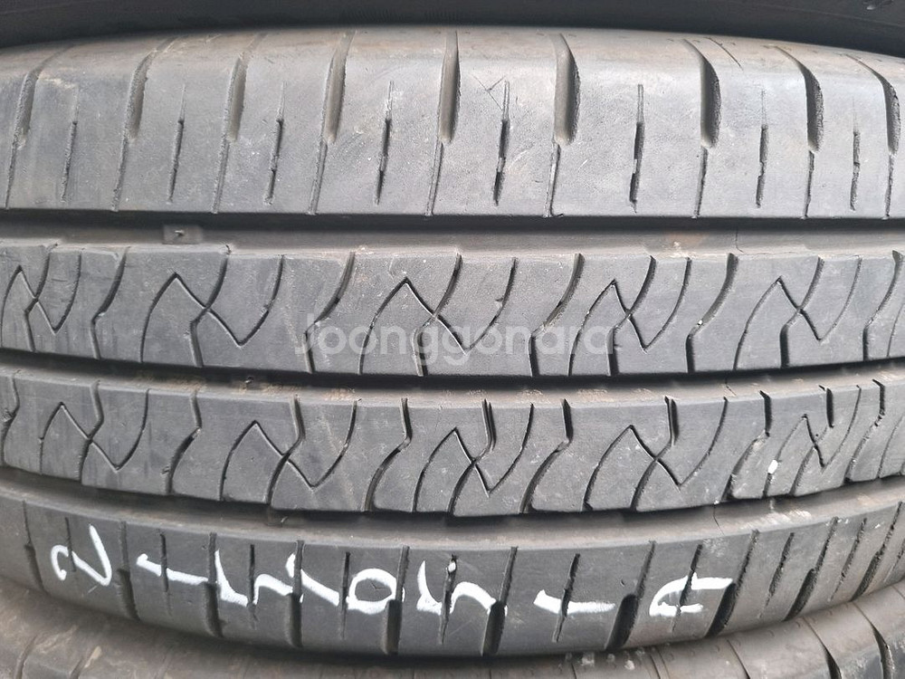 215 65 17 금호포트란 24년식--0