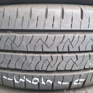 215 65 17 금호포트란 24년식