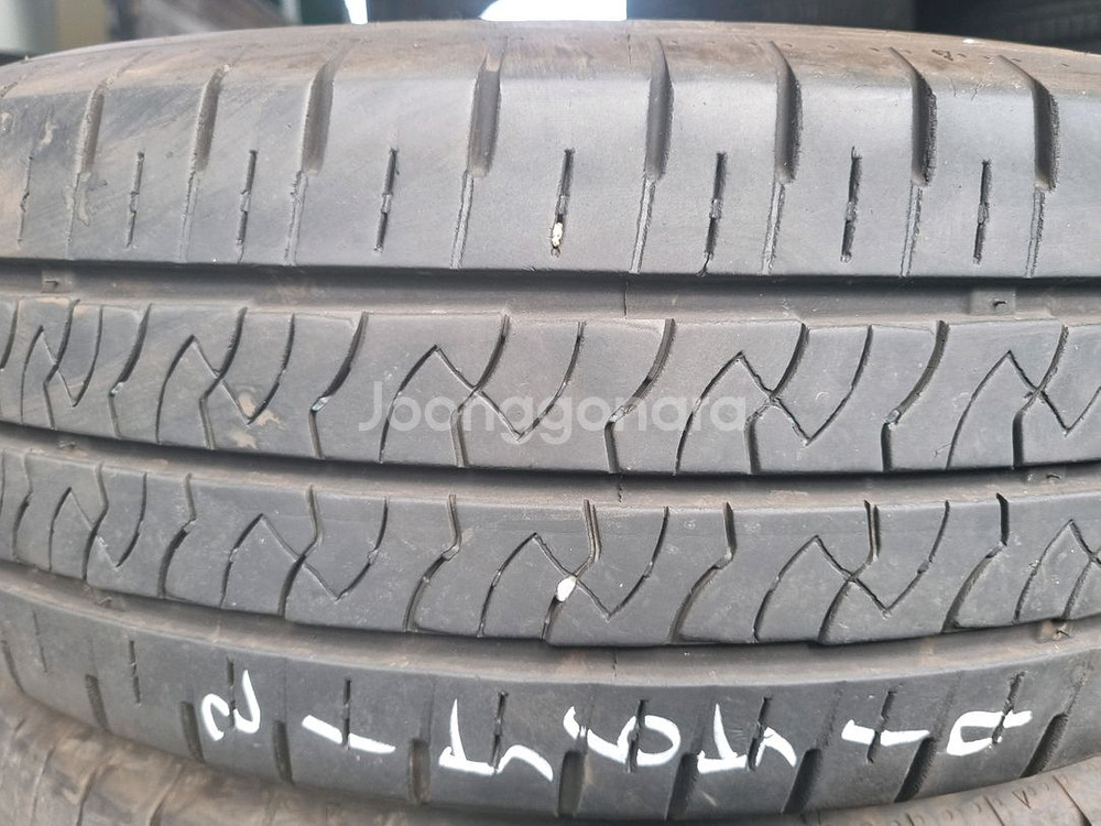 215 65 17 금호포트란 24년식--3