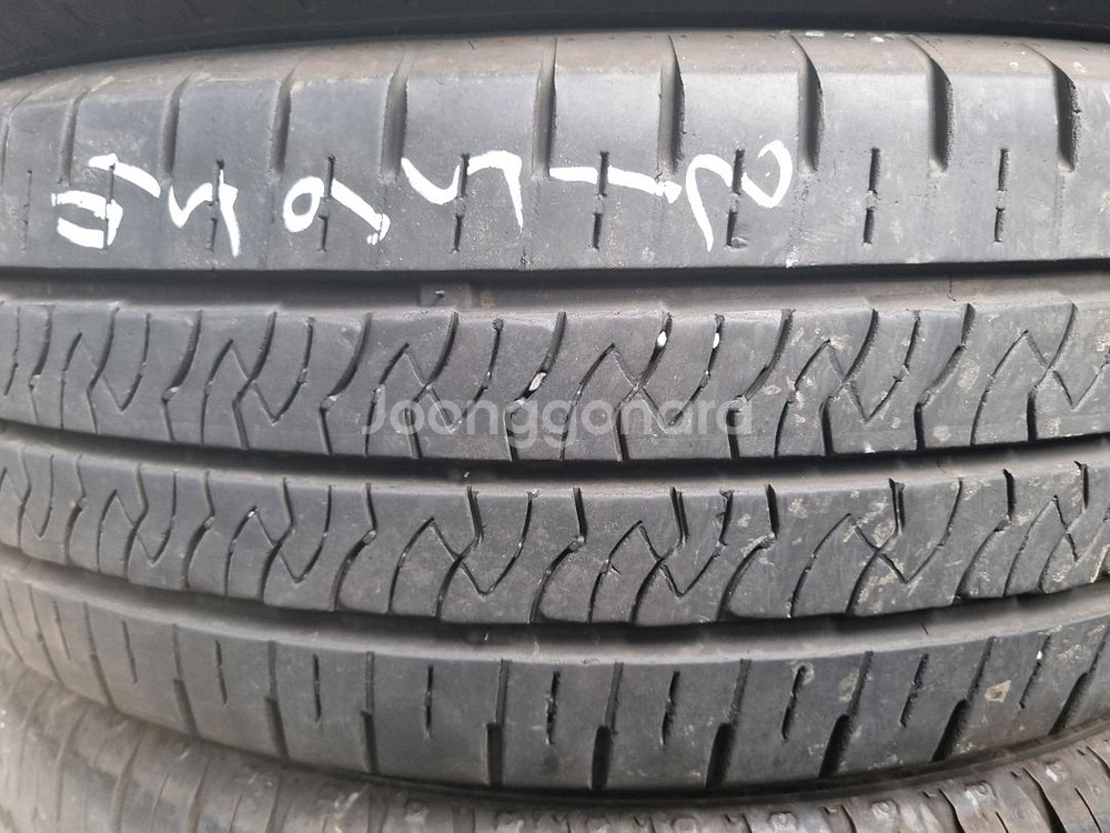 215 65 17 금호포트란 24년식--1