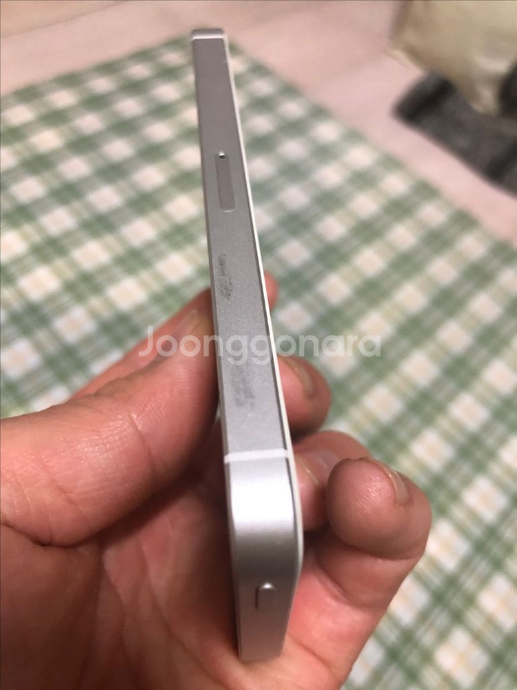 아이폰 SE 1세대 실버 미구판--15