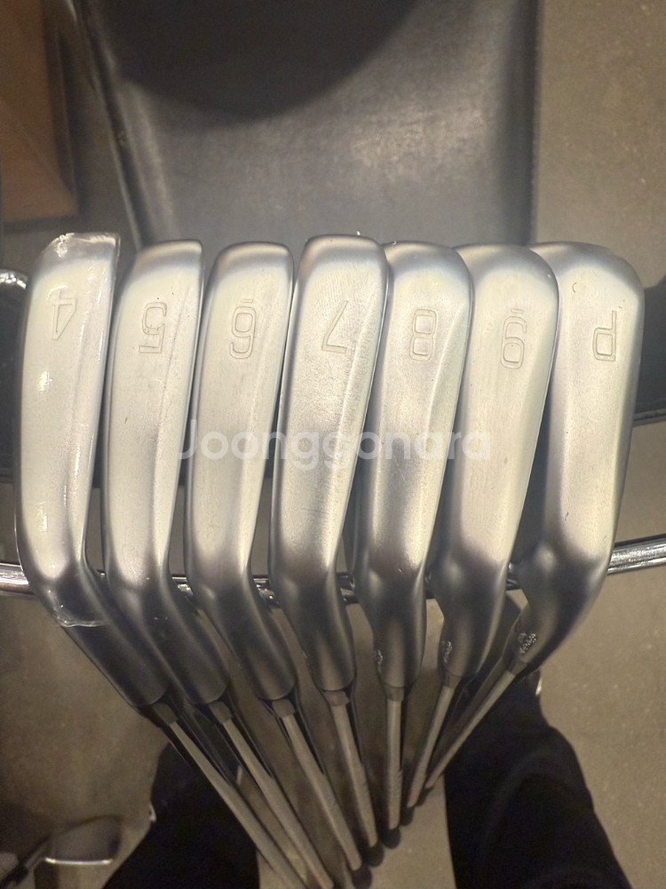 미즈노프로 S-3 모두스105S 7아이언 1회사용 특A급 팝니다.--3