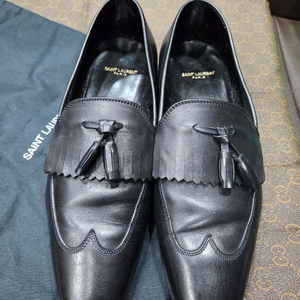 생로랑 테슬 로퍼