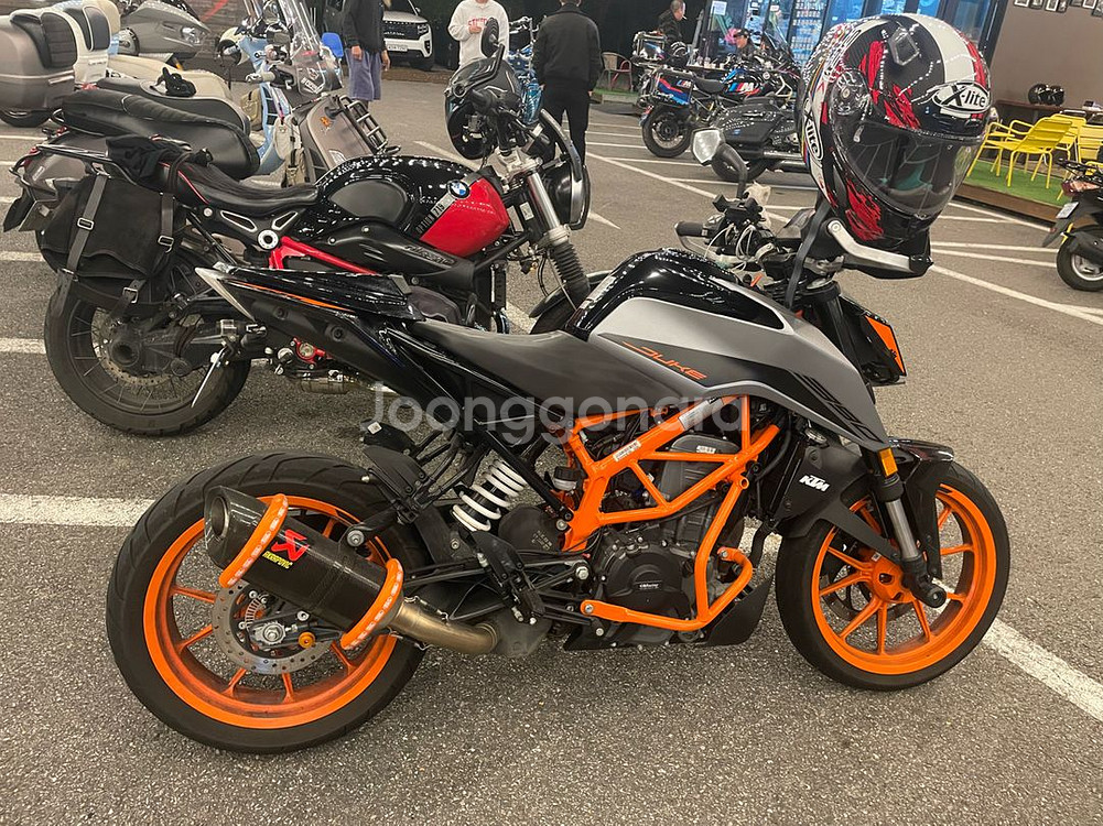 듀크390 22년식--1