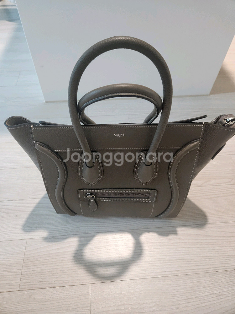 셀린느 러기지 도트백 미듐 샤넬 미우미우 보테가 에르메스--3