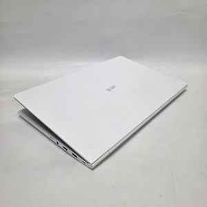 엘지 중고 노트북 i7 화이트 그램 1kg/16G