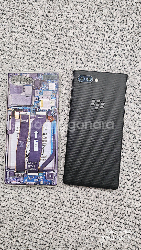 블랙베리 KEY2 (키투) 128GB--8