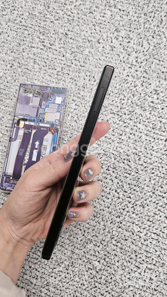 블랙베리 KEY2 (키투) 128GB--7