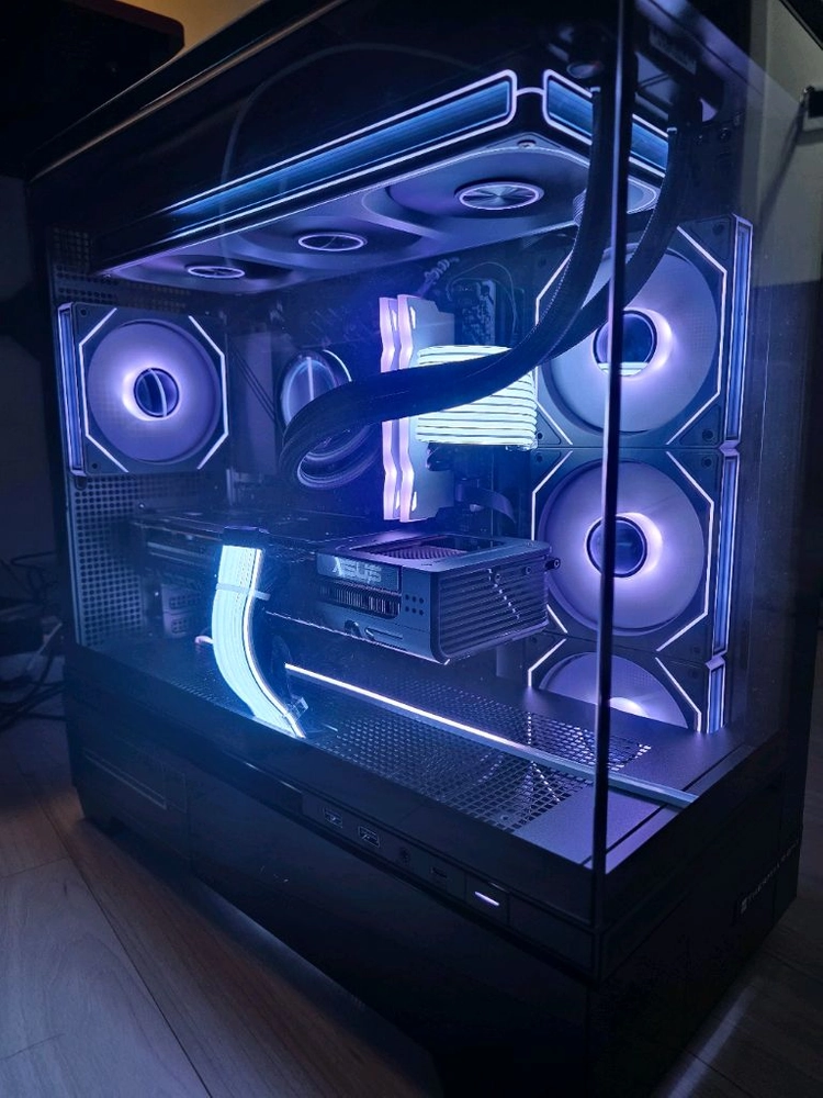 라이젠7 7800X3D RX9070XT 본체 팝니다 - 안심되는 중고거래