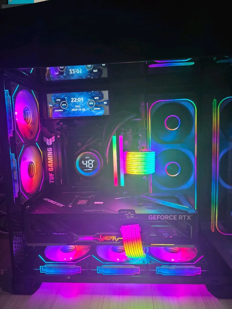 9800X3D RTX5080 리안리 본체 팝니다 이미지