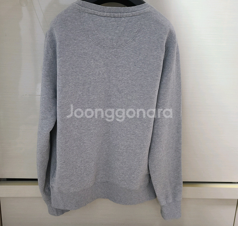 버버리 맨투맨 아카이브구찌루이비통디올톰브라운스톤로로피아나--4