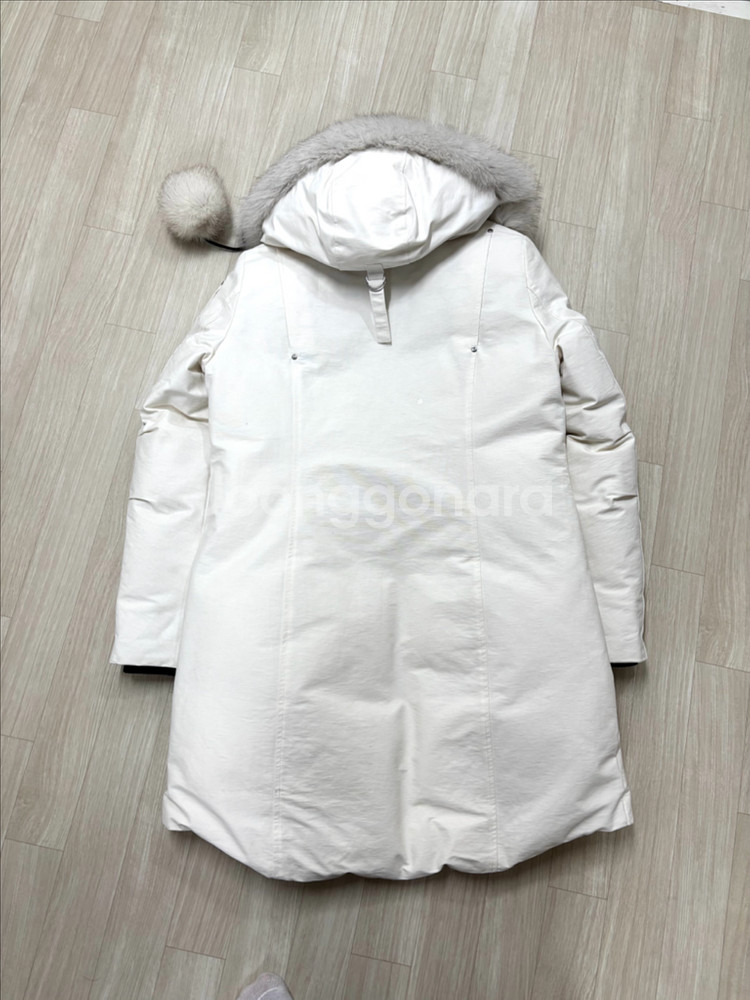 무스너클 여성 스틸링 패딩 L--3