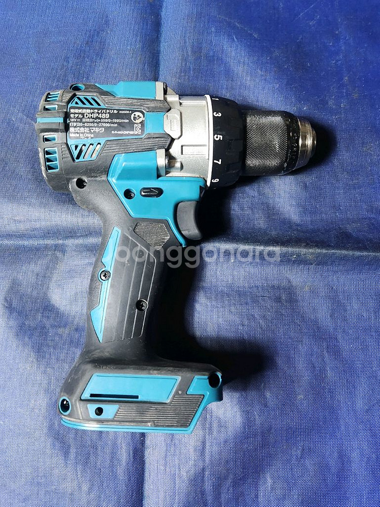 마끼다 18v 충전해머드릴 DHP489 본체 팝니다--1