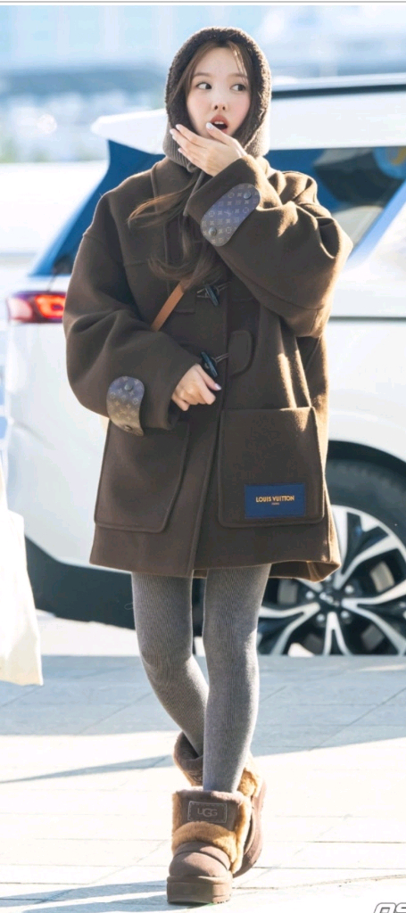 UGG 어그 칠라피크 번트 시더 220--6