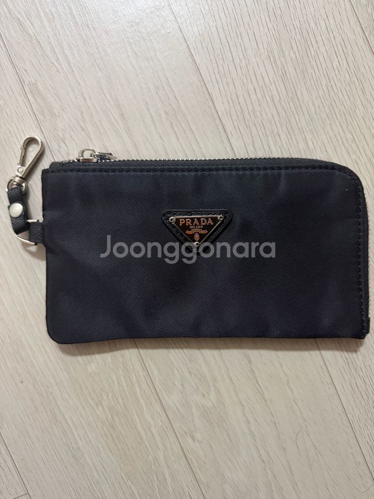 프라다 나일론 백팩 새상품--1