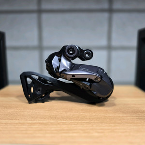 시마노 울테그라 RD-R8150 드레일러 팝니다.