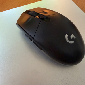 로지텍 G304 게이밍 마우스 미사용