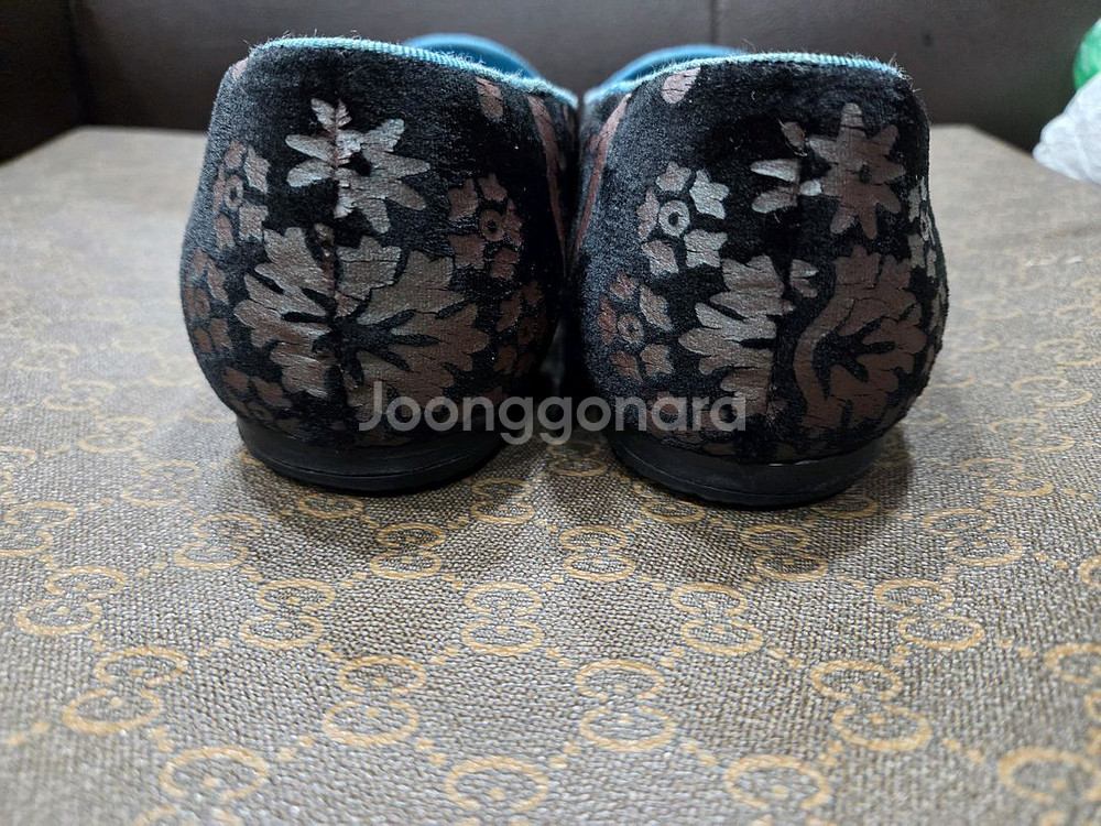 구찌X톰포드 컬랙션 벨벳로퍼--1