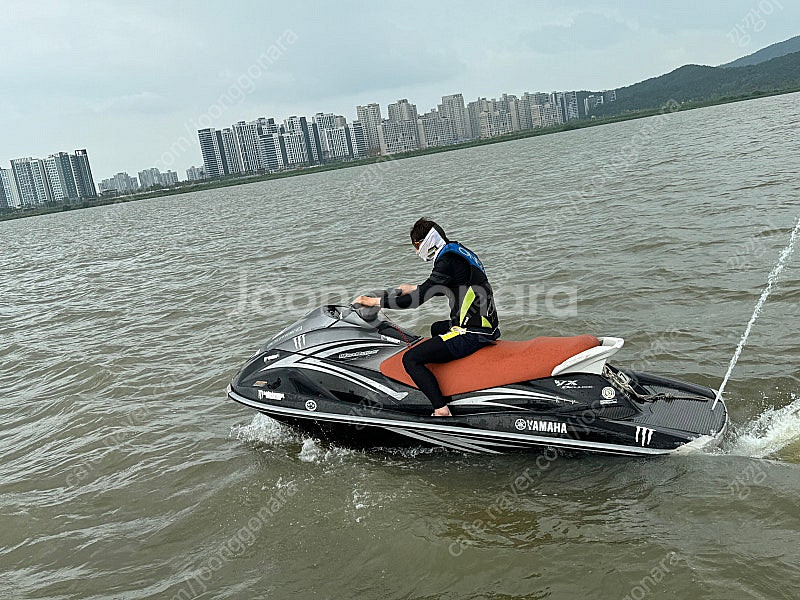제트스키 야마하--1