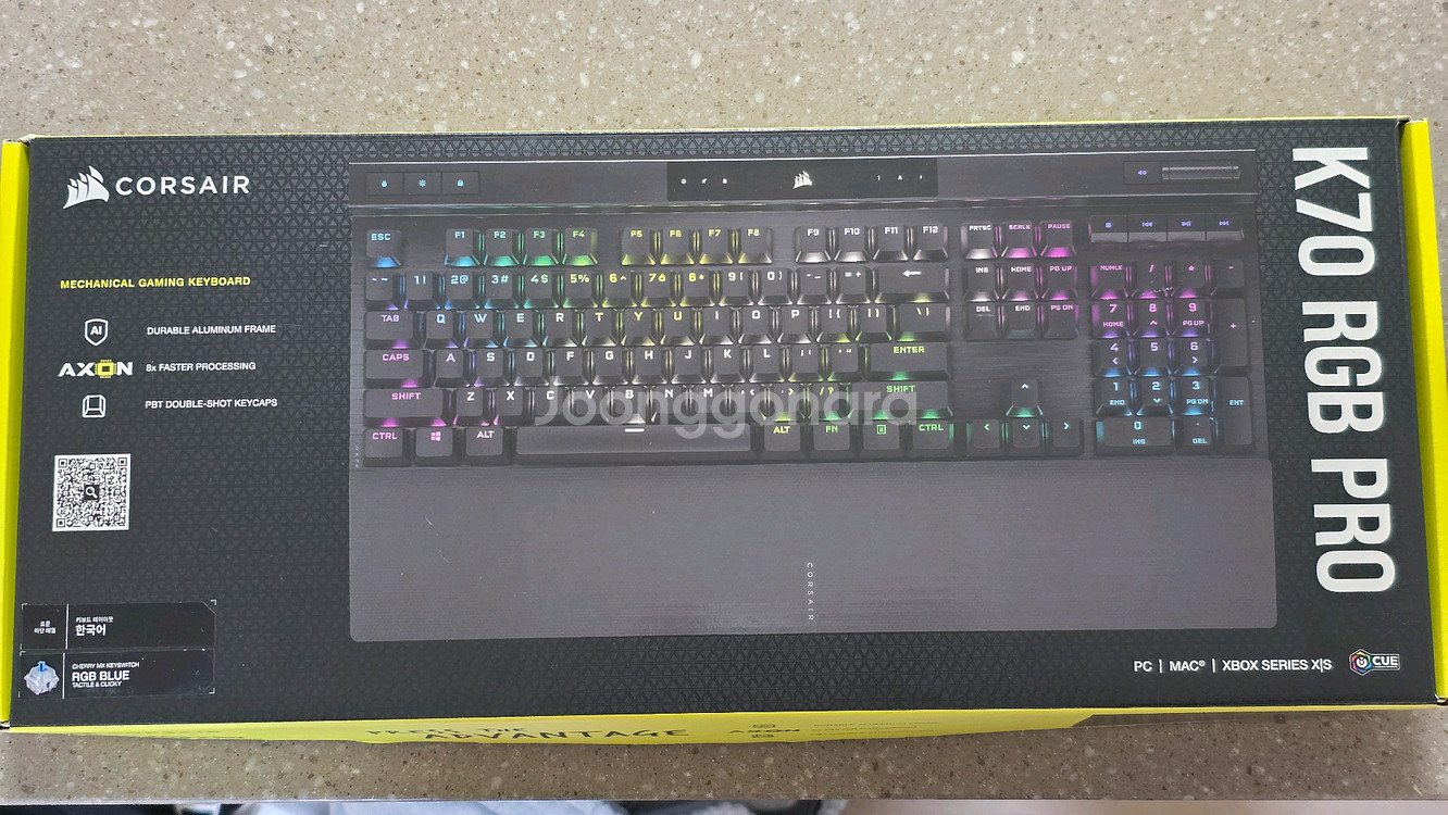 커세어 K70 RGB PRO 청축 기계식 키보드--6