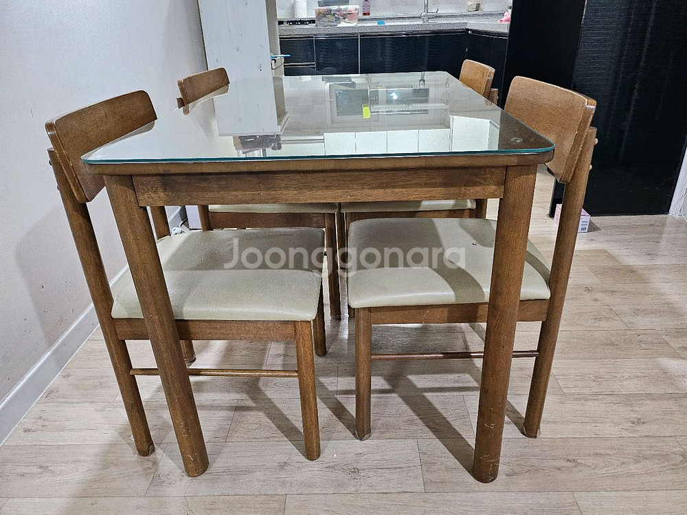 리바트 4인 원목테이블--1