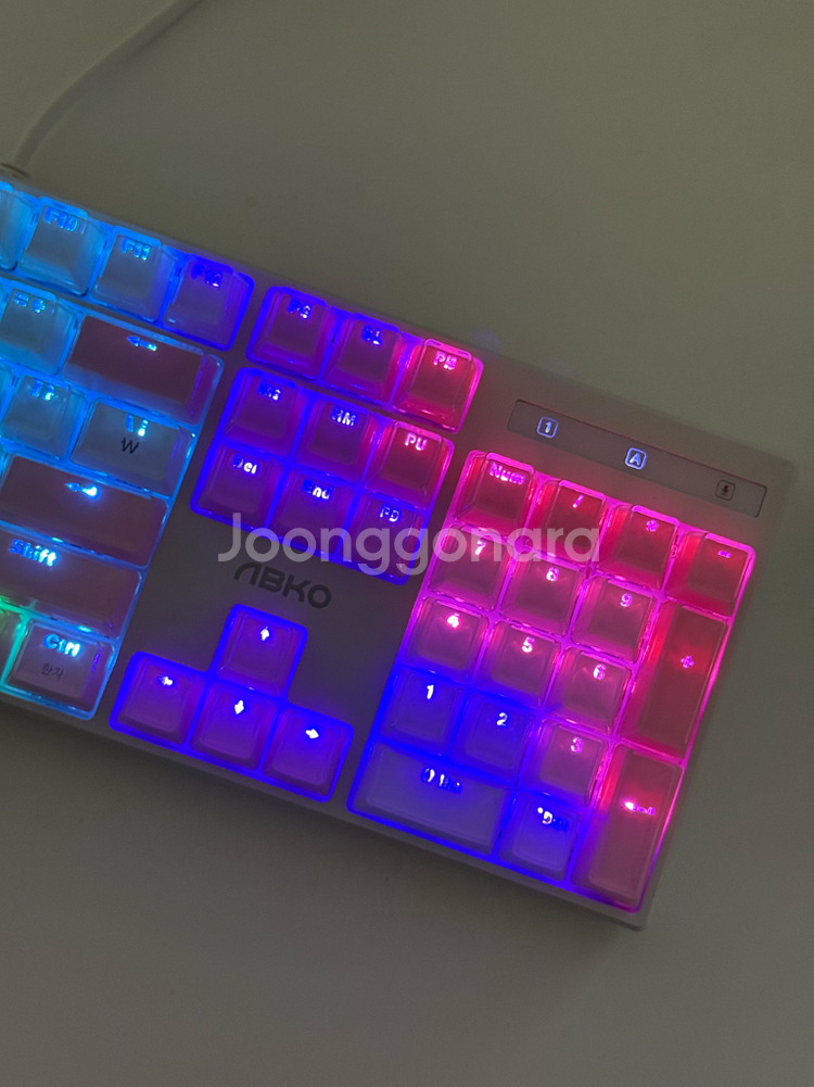 앱코해커 AN05 아이스큐브 화이트 핑크 기계식 키보드 마우스 헤드셋 스피커 사운드바--2