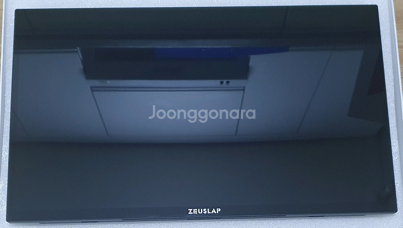제우스랩 z18t 휴대용 포터블 모니터 (터치가능)--1