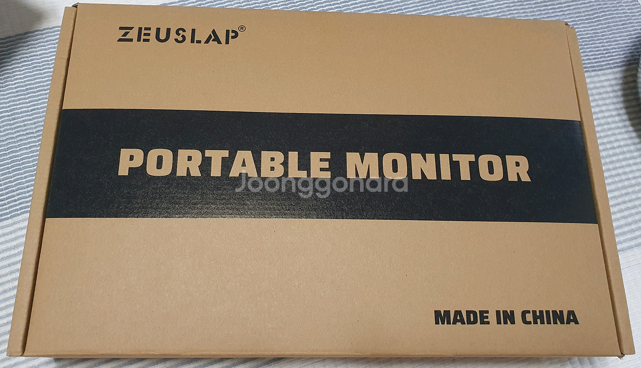 제우스랩 z18t 휴대용 포터블 모니터 (터치가능)--4