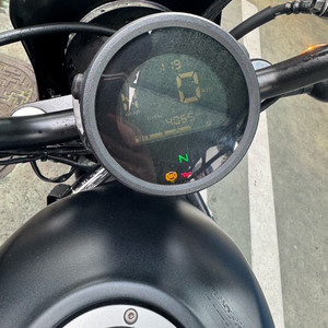 혼다 레블 500 오토바이 4000km대