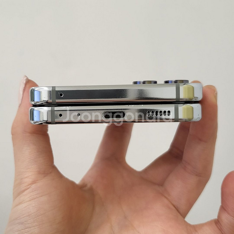 갤럭시 Z플립5 / S급 / 9-23--3