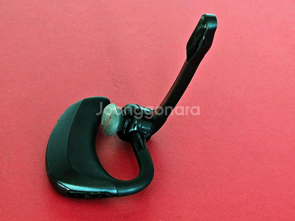 플랜트로닉스 보이저 프로 HD 블루투스 이어셋--3