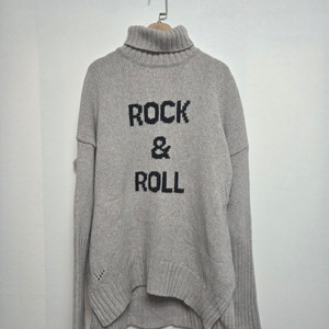 쟈딕앤볼테르 락앤롤 터틀넥 스웨터 아이보리(M)