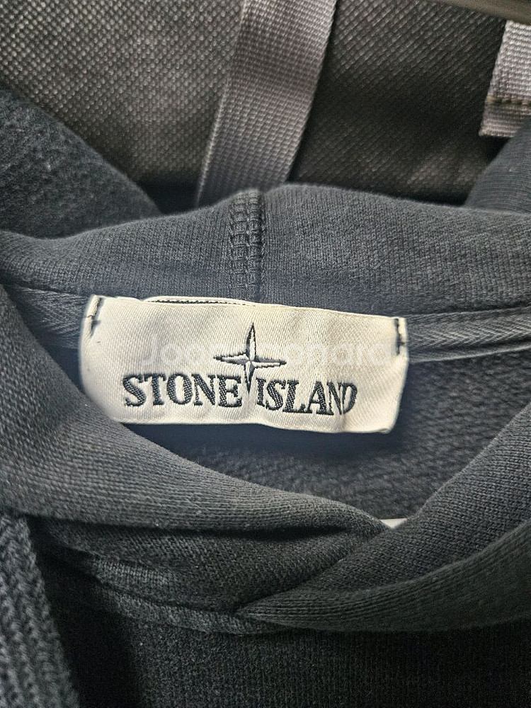 스톤아일랜드 후드티--3