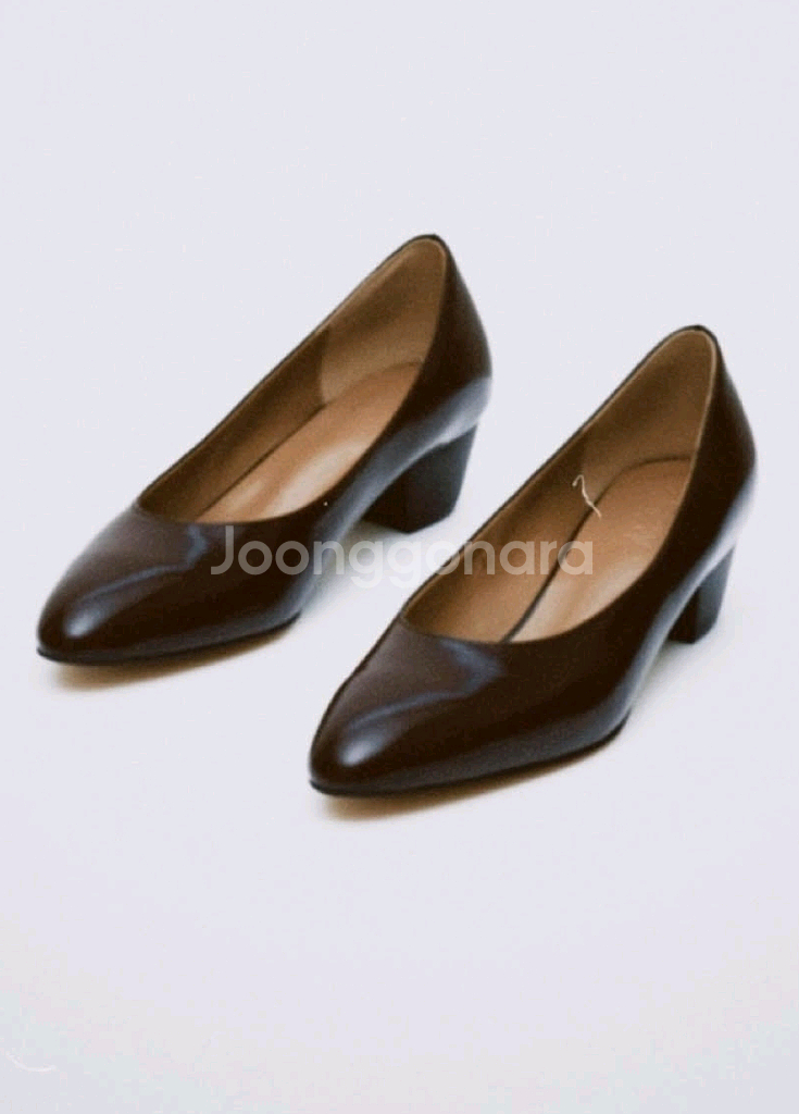 (최종할인가)R2W 두나 레더 펌프스 235--1