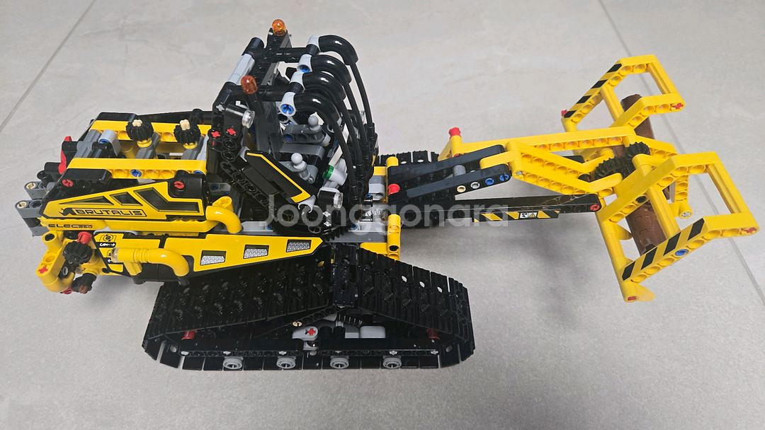 레고 테크닉 트랙 로더 (42094)--2