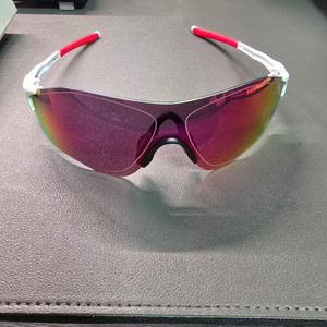 오클리 ev제로 패스 선글라스