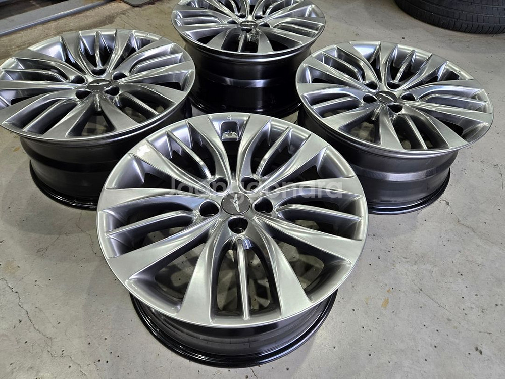 (판매) 제네시스dh,g80 19인치 휠한대분 판매합니다--5